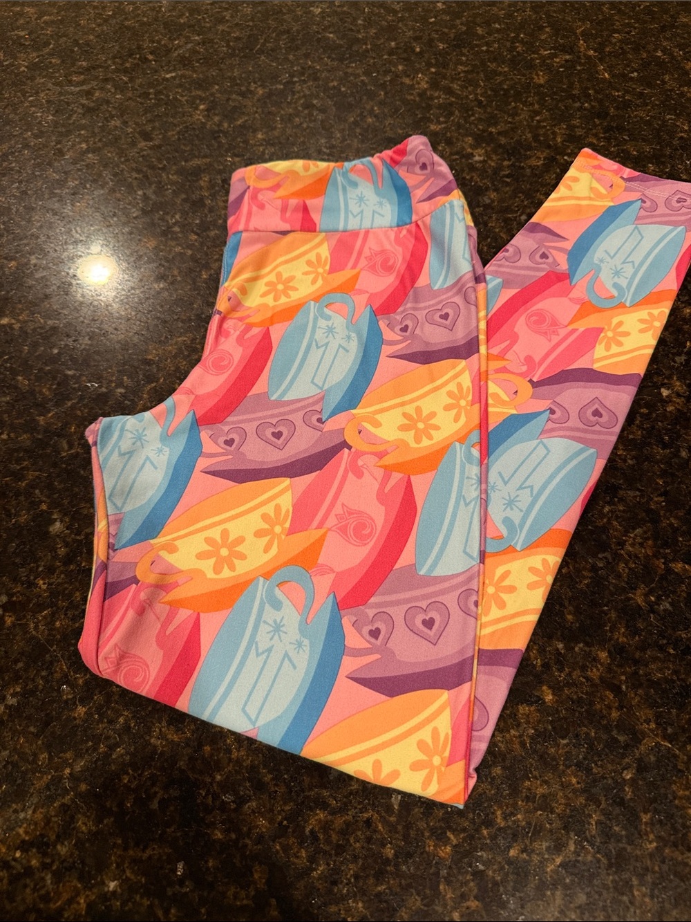 Disney Parks Mad Tea Party Teacup Print Leggings Size M